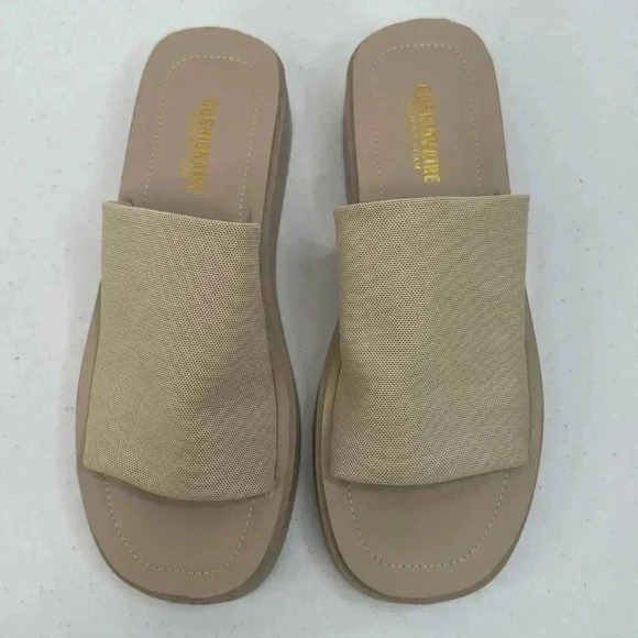 NEW CUSHIONAIRE Women's Pia Platform Sandals with +Memory Foam Insoles Size 11 M - Picture 3 of 12